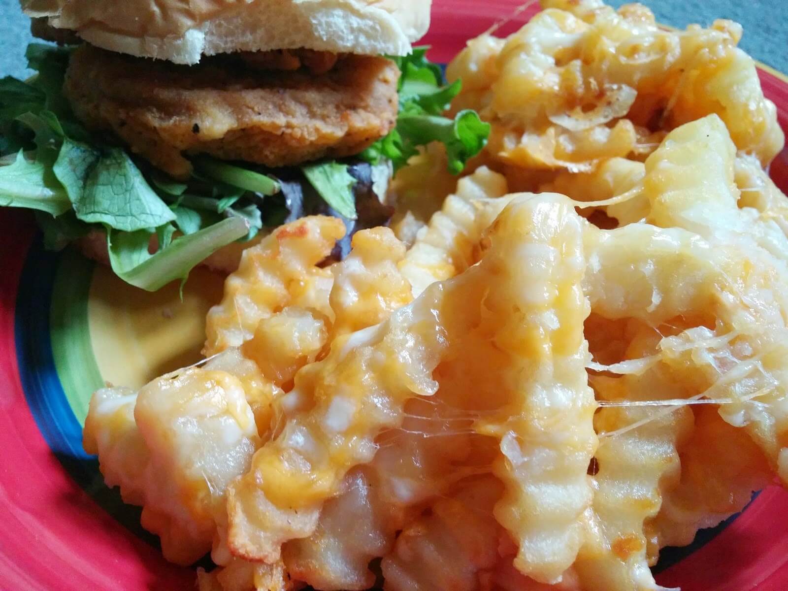 Patty & cheesy potato fries