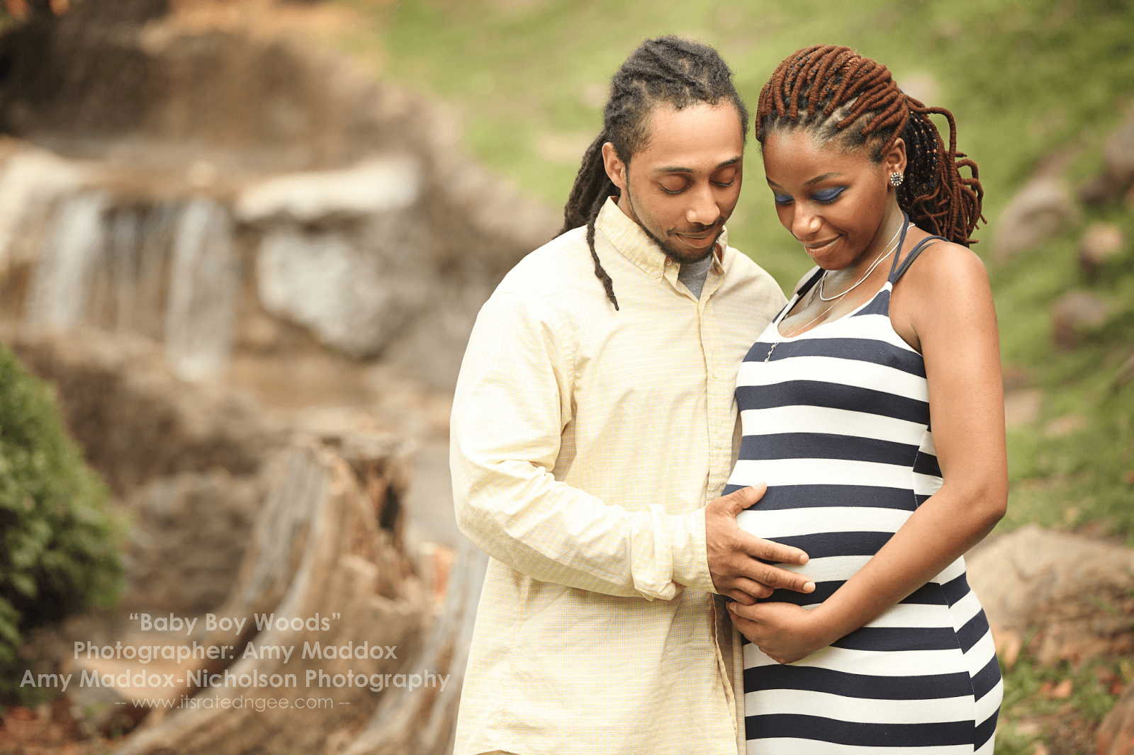 gender reveal maternity shoot