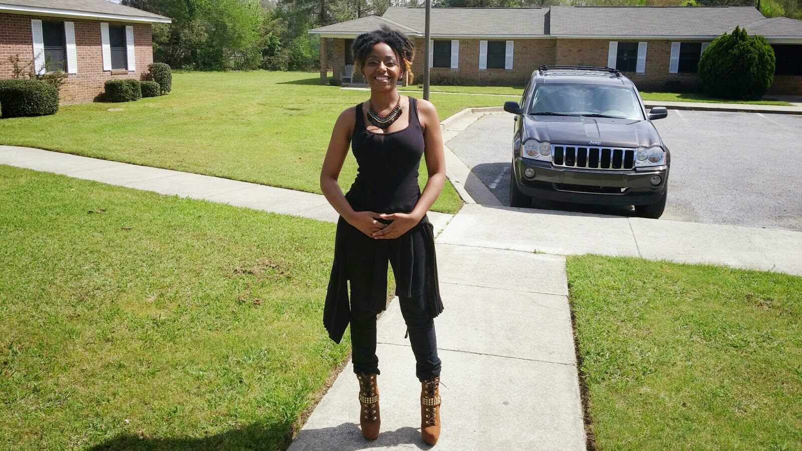 pictures of me wearing my Vessa boots