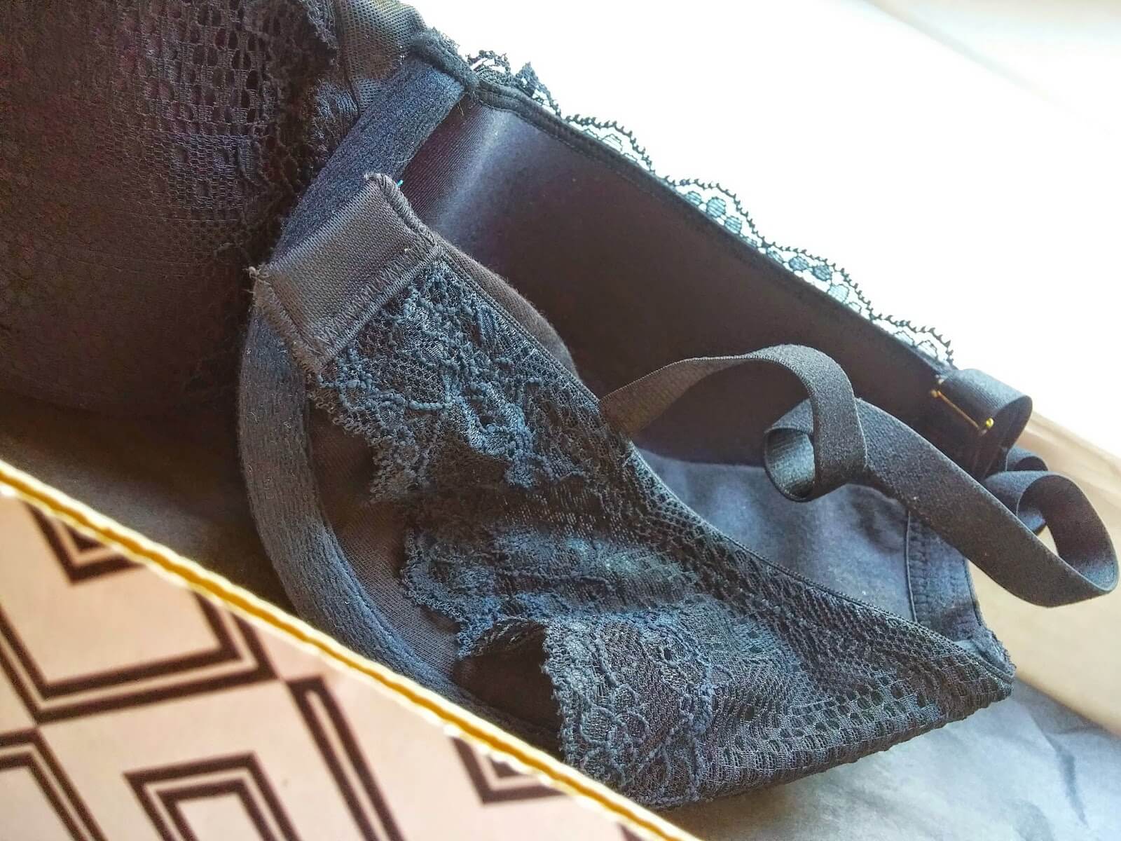The equalizer lace plunge